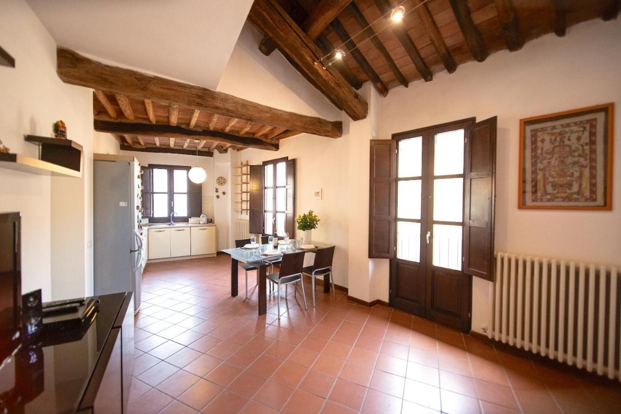 Serena Apartment, Cosy Close Center Town Lucca Exteriér fotografie