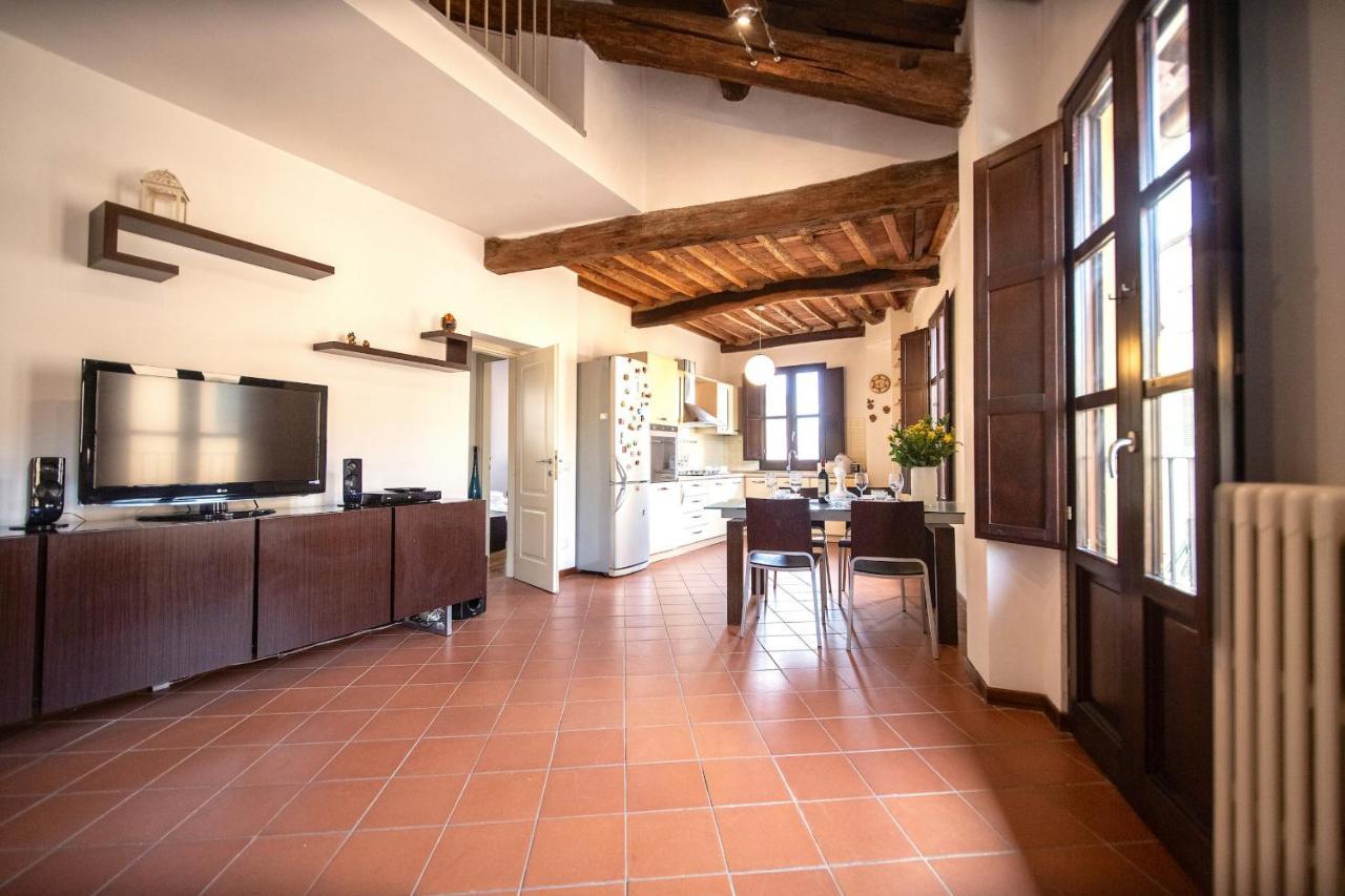 Serena Apartment, Cosy Close Center Town Lucca Exteriér fotografie