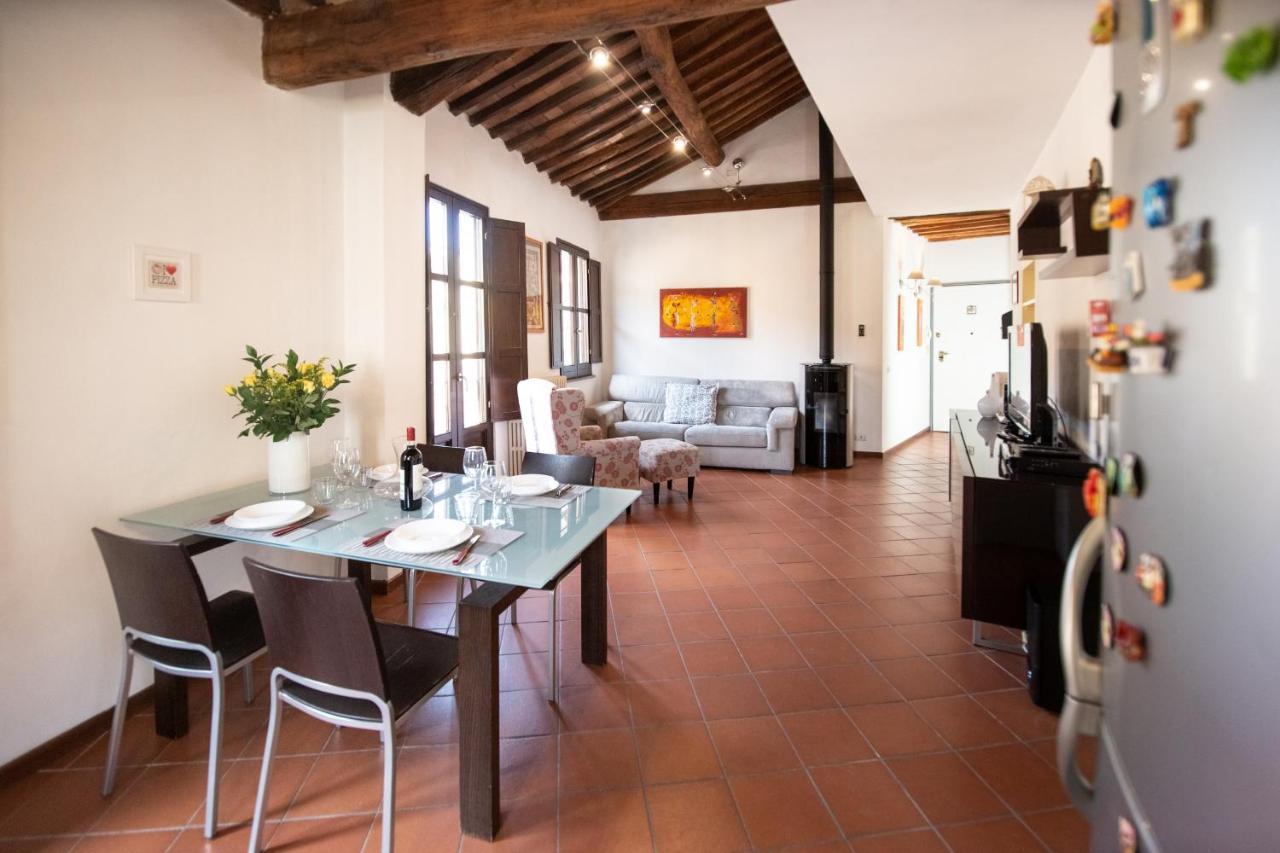 Serena Apartment, Cosy Close Center Town Lucca Exteriér fotografie