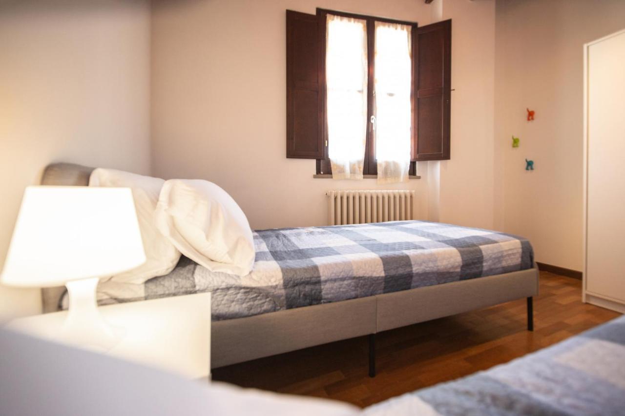Serena Apartment, Cosy Close Center Town Lucca Exteriér fotografie